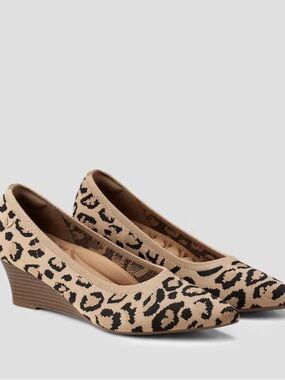 VIVAIA EU/39 Aria Wedge Pro Leopard Print Heel